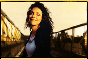 Lucy Kaplansky Performs in Westfield