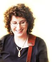 Eve Goldberg Performs in Watchung